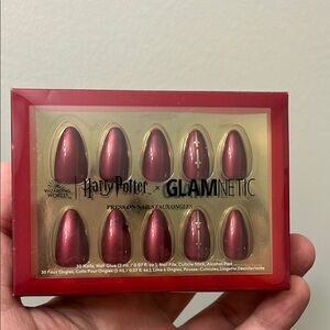 Glamnetic x Harry Potter Red Press-On Nails
